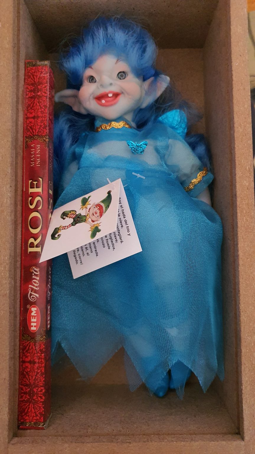 ELFO CISNE AZUL MEDIANO