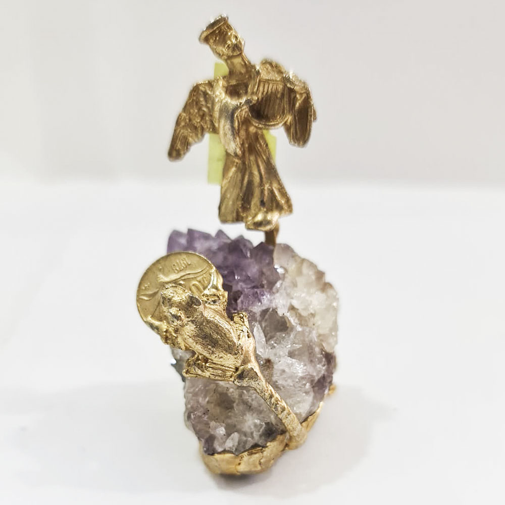 ÁNGEL CON GEODA DE CUARZO AMATISTA