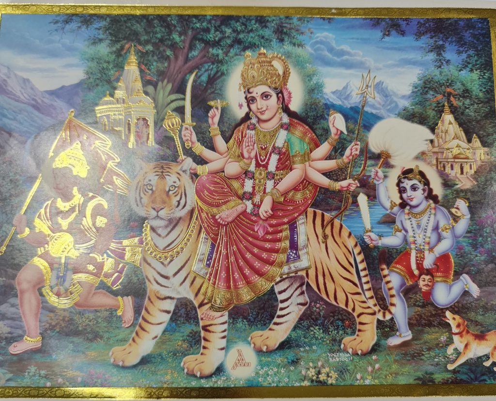 IMAGEN DE DURGA #2 FILO DORADO