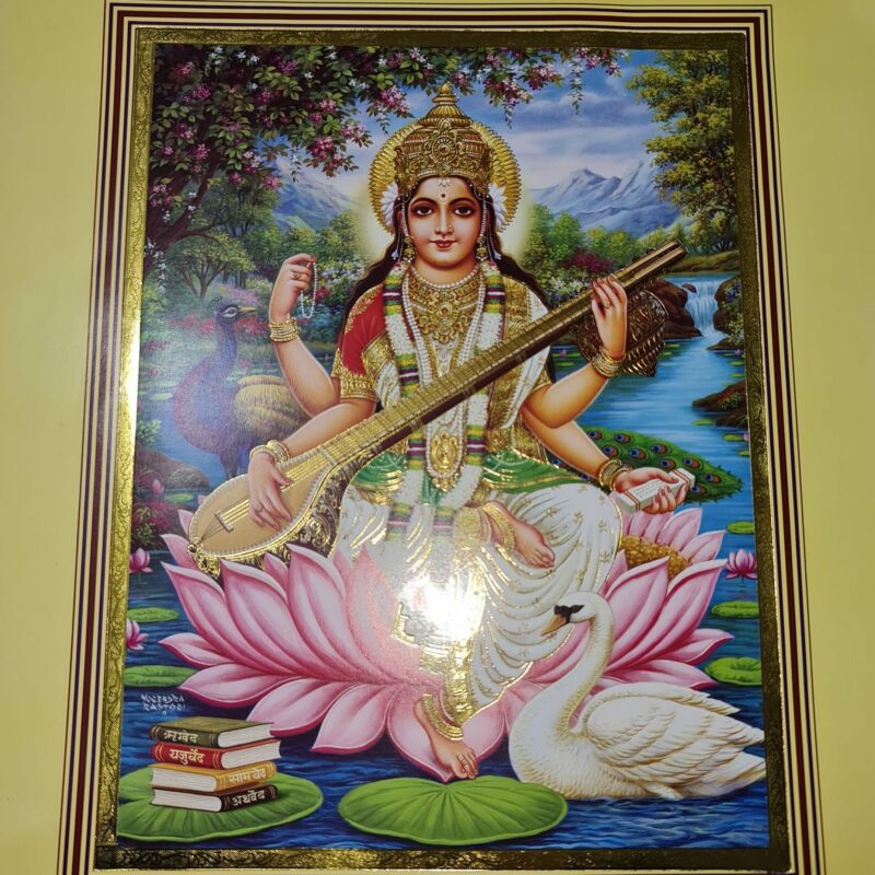 IMAGEN DE LAKSHMÍ FILO DORADO