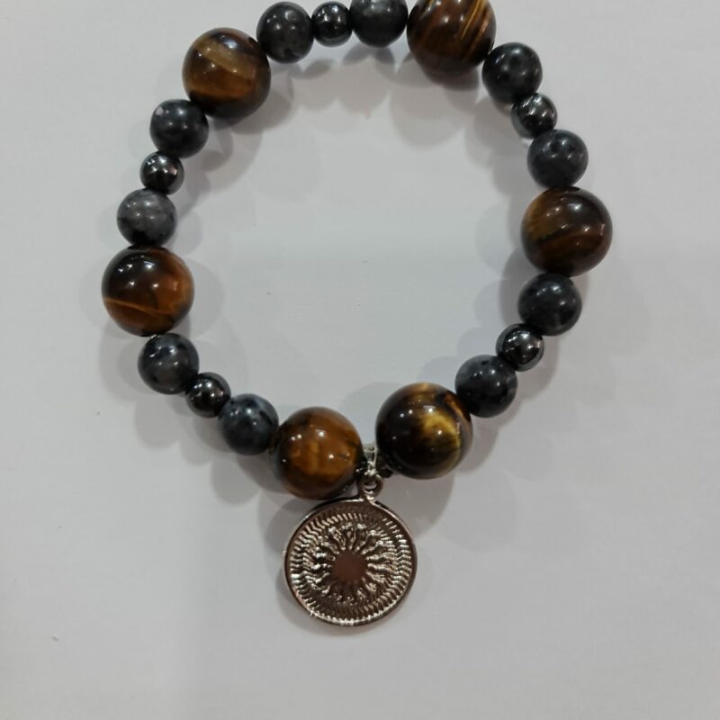 PULSERA DE CUARZO OJO DE TIGRE, CUARZO OBSIDIANA Y CUARZO ACERINA CON DIJE DEL ENEGRAMA SOLAR DE PLATA