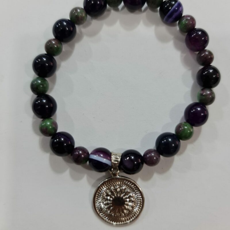 PULSERA DE CUARZO AMATISTA Y CUARZO SANDÍA CON DIJE DEL ENEGRAMA SOLAR DE PLATA