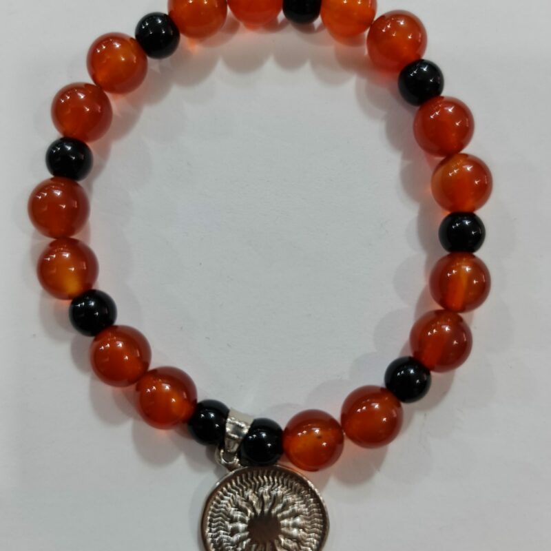PULSERA DE CUARZO CORNALINA Y CUARZO OBSIDIANA CON DIJE DEL ENEGRAMA SOLAR DE PLATA