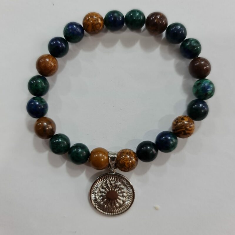 PULSERA DE CUARZO FOSFORITA Y CUARZO MADERA PETRIFICADA CON DIJE DEL ENEGRAMA SOLAR DE PLATA