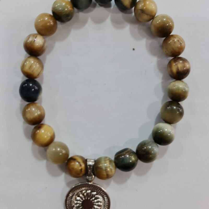 PULSERA DE CUARZO OJO DE TIGRE VERDE CON DIJE DEL ENEGRAMA SOLAR DE PLATA