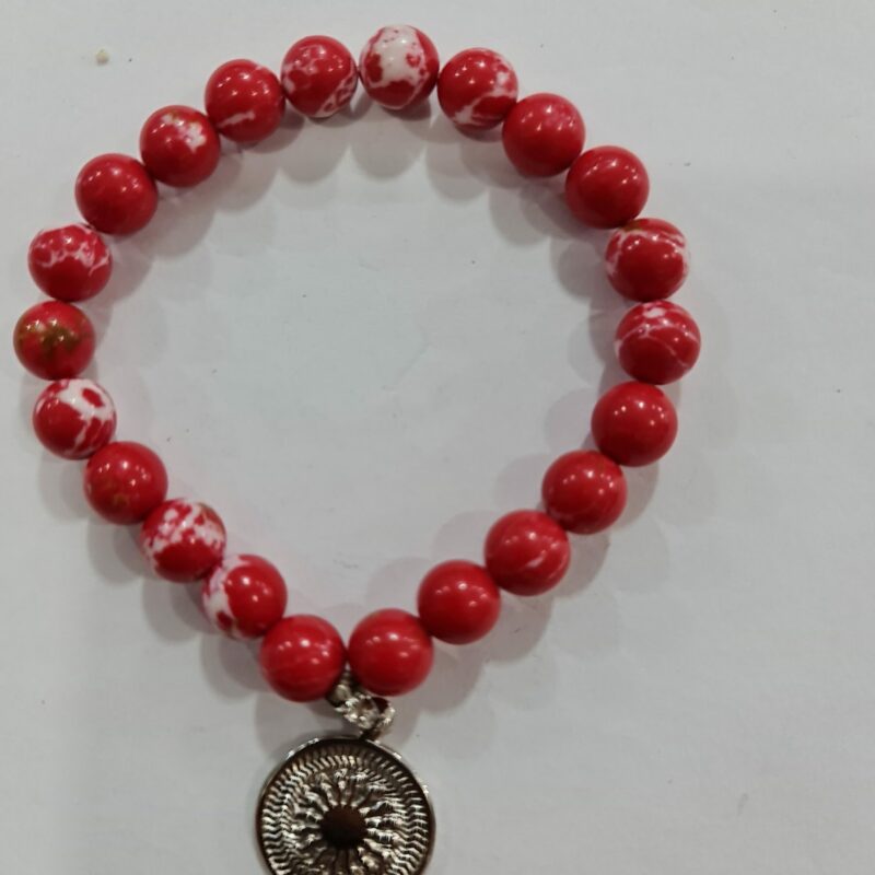 Pulsera de cuarzo de la india rojo con Enegrama solar de plata