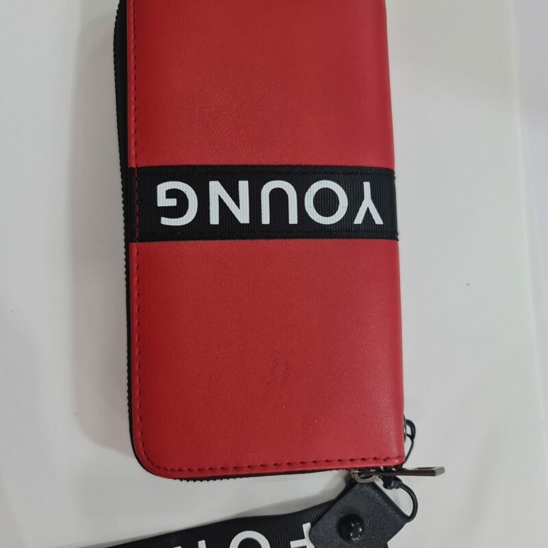 CARTERA ROJA DE MUJER #2