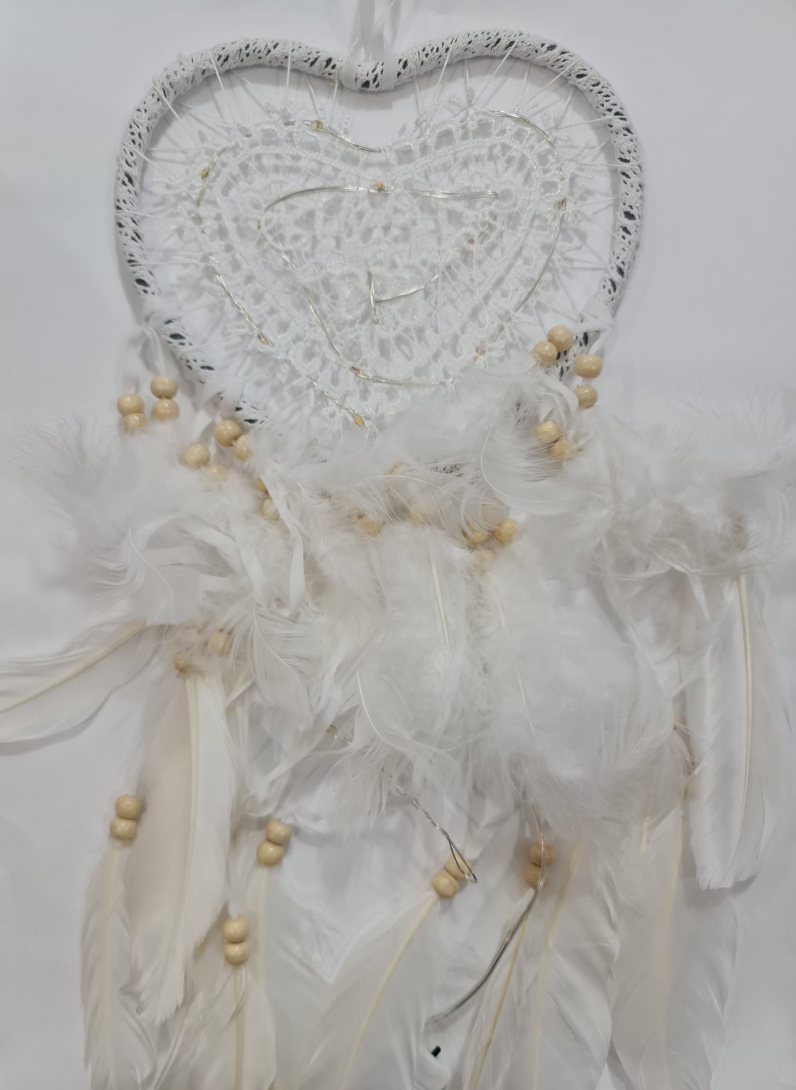 ATRAPASUEÑOS BLANCO EN FORMA DE CORAZÓN CON LUZ 45 CM DE LARGO