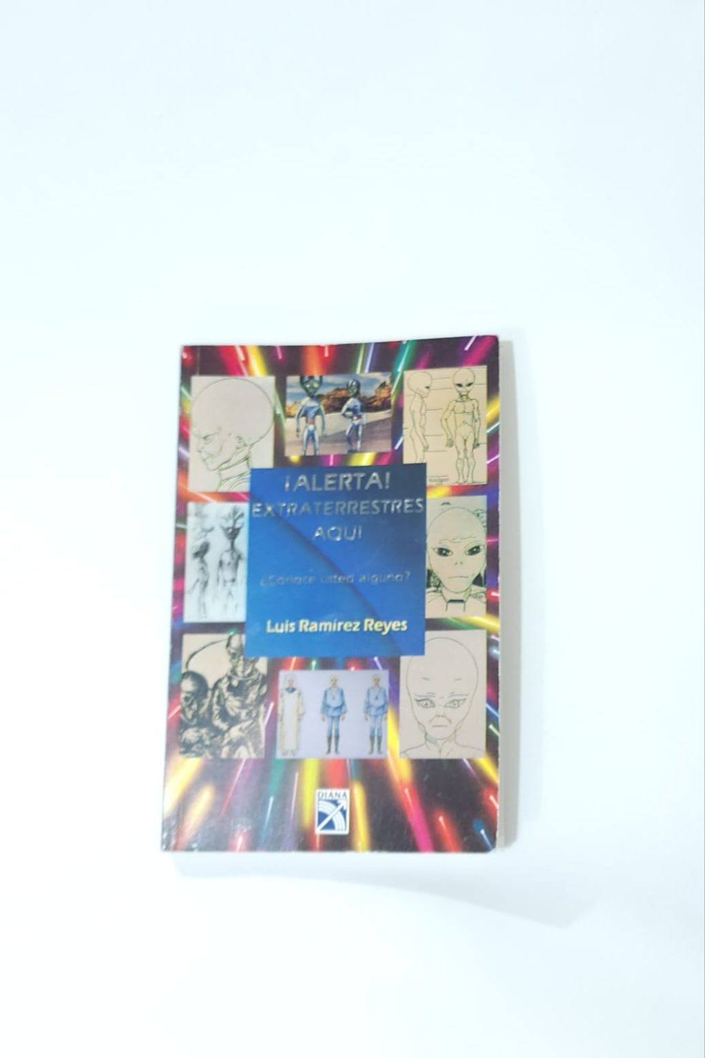 LIBRO DE ALERTA EXTRATERRESTRES AQUÍ