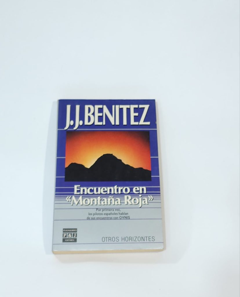 LIBRO DE ENCUENTRO EN MONTAÑA ROJA