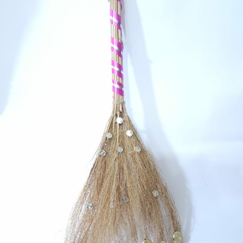 ESCOBA DE CANELA GRANDE
