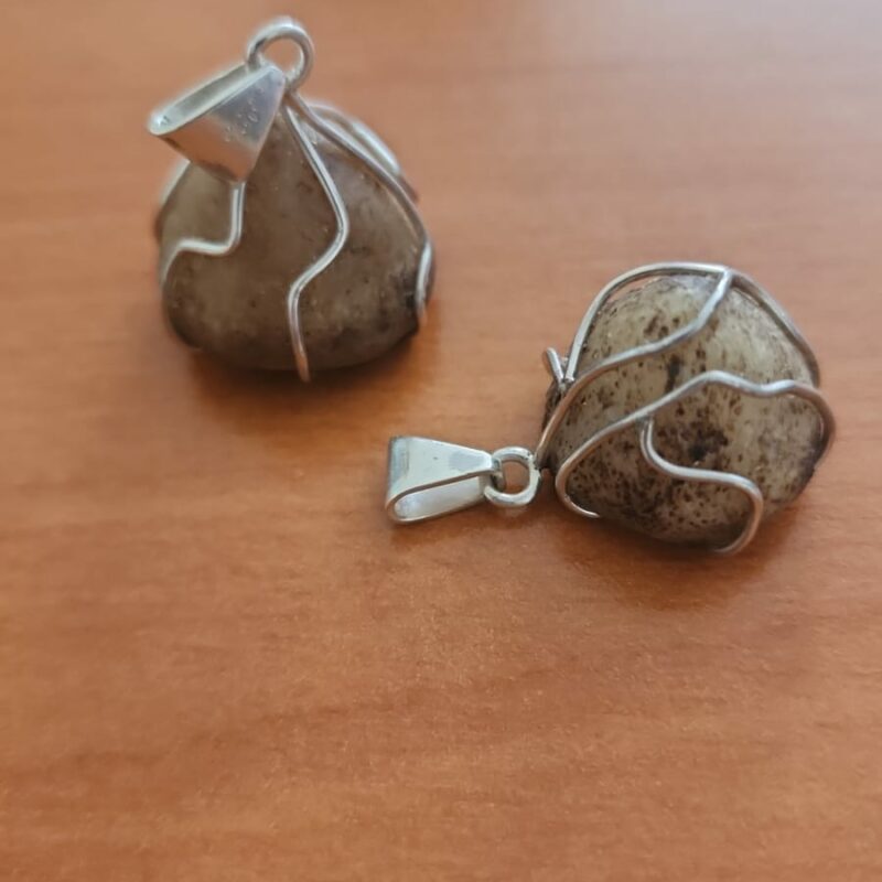 PIDRA DE COYOTE MONTADA EN PLATA GRANDE ( POR PIEZA )