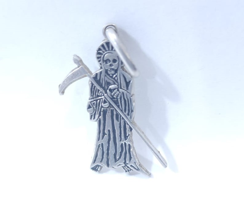 DIJE SANTA MUERTE PLATA