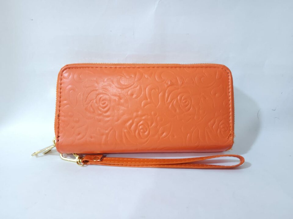 CARTERA DE DAMA ANARANJADA