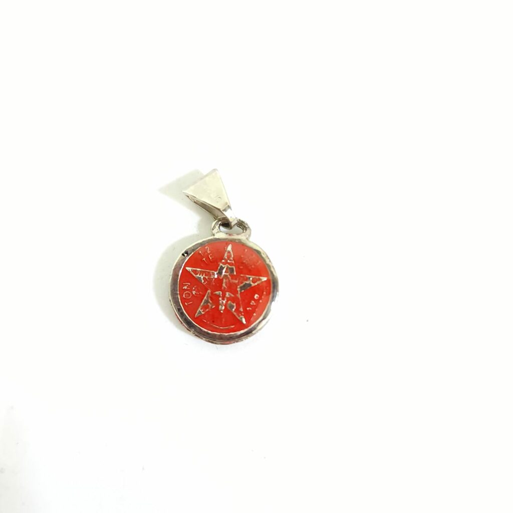 DIJE TETRAGRAMATÓN ROJO
