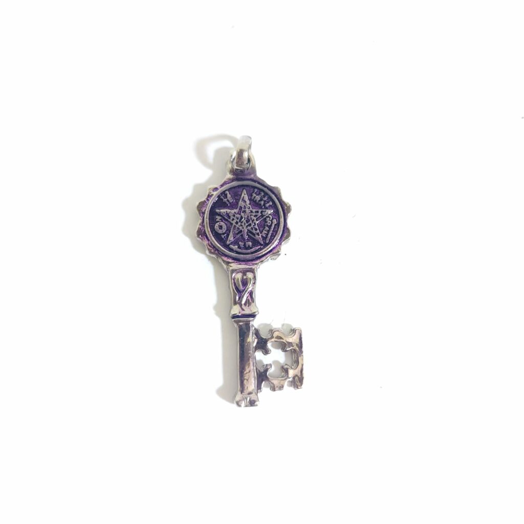 DIJE LLAVE DE TETRAGRAMATÓN CHICA