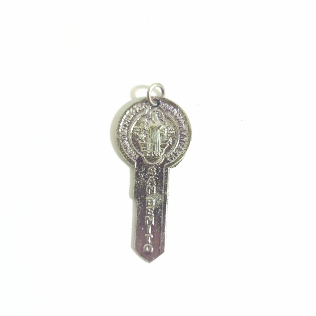 DIJE LLAVE DE SAN BENITO