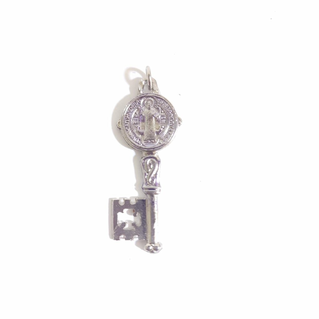 DIJE LLAVE DE SAN BENITO CHICA