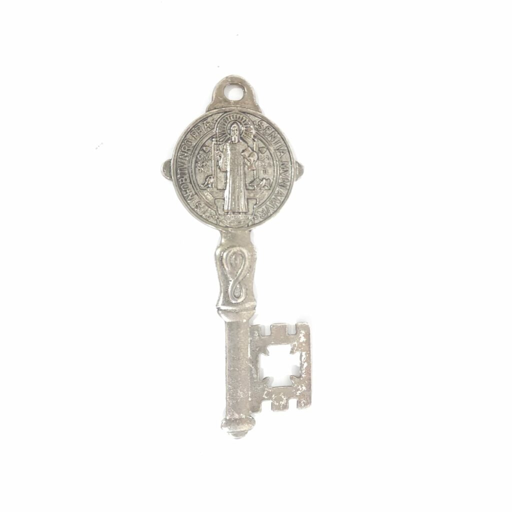 LLAVE DE SAN BENITO GRANDE