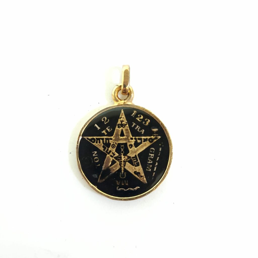 DIJE TETRAGRAMATÓN NEGRO
