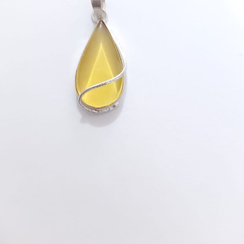DIJE DE CUARZO AMBAR MONTADO EN PLATA