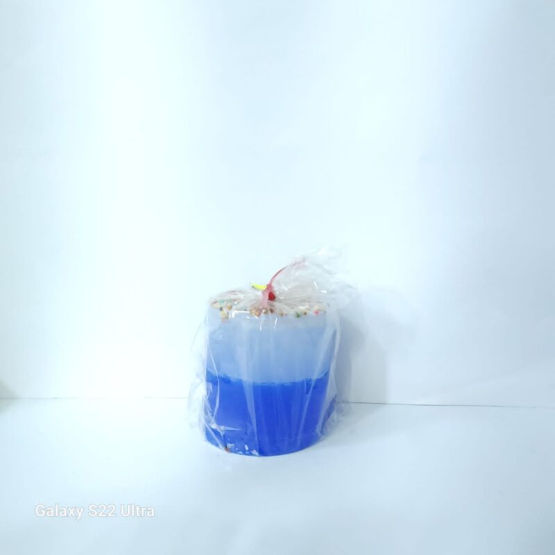 VELADORA AZUL CON BLANCO PREPARADA