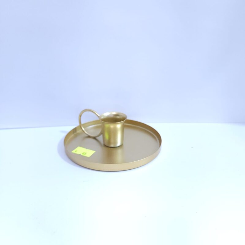 PORTA VELAS DE METAL DORADO
