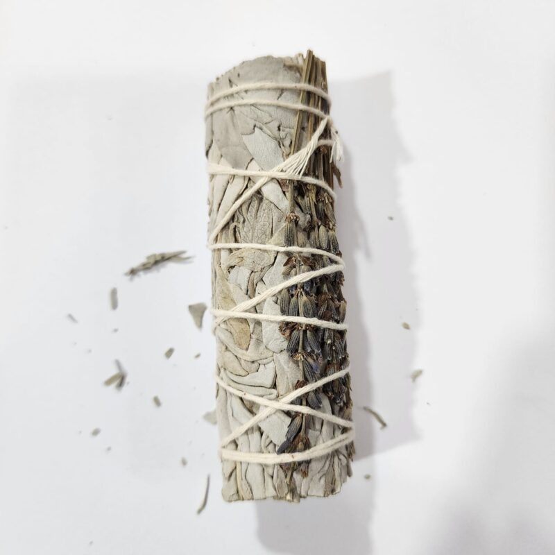 ATADO DE SALVIA CON LAVANDA