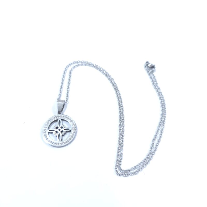 COLLAR NUDO DE BRUJA PLATEADO ACERO INOXIDABLE 2.5 CM